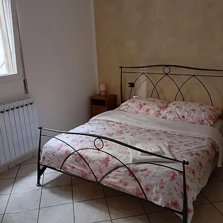 Erbosa Nouvelle Maison Bologna